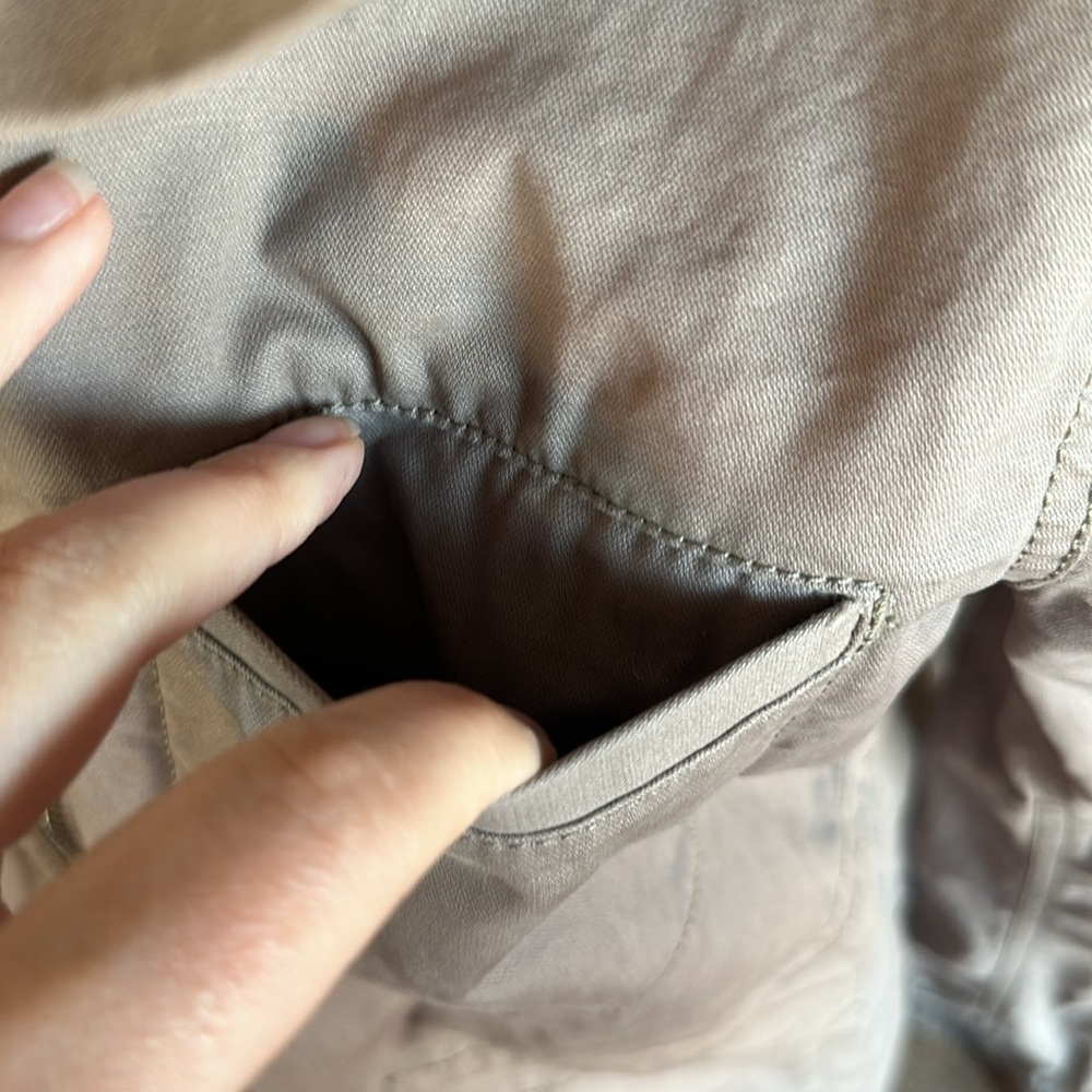 Ann Taylor LOFT Utility Jacket Size Medium with Interior Drawstring in GUC - Picture 8 of 17